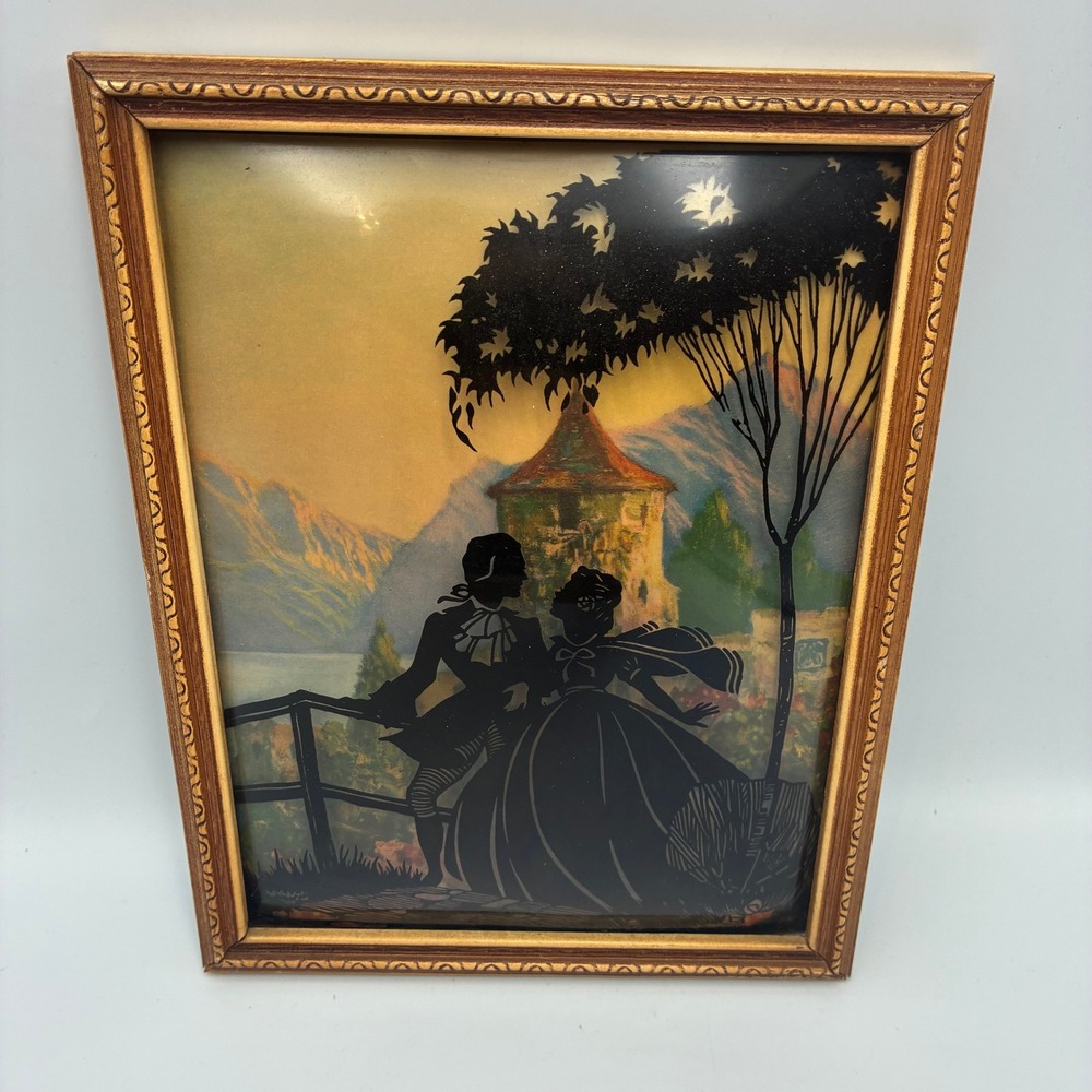 Vintage Reverse Painted Glass Silhouette Romantic Couple Convex Bubble Glass Art